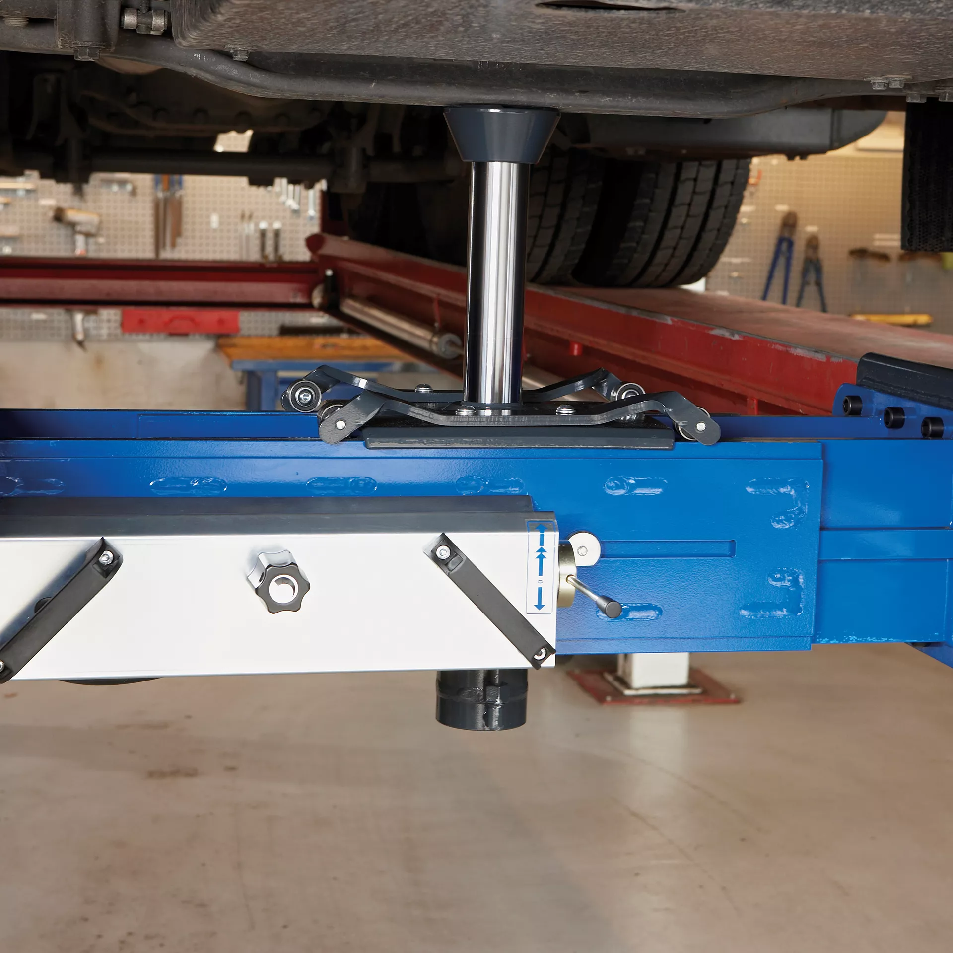 Heavy Duty Jacking Beam FL 1 Workshop