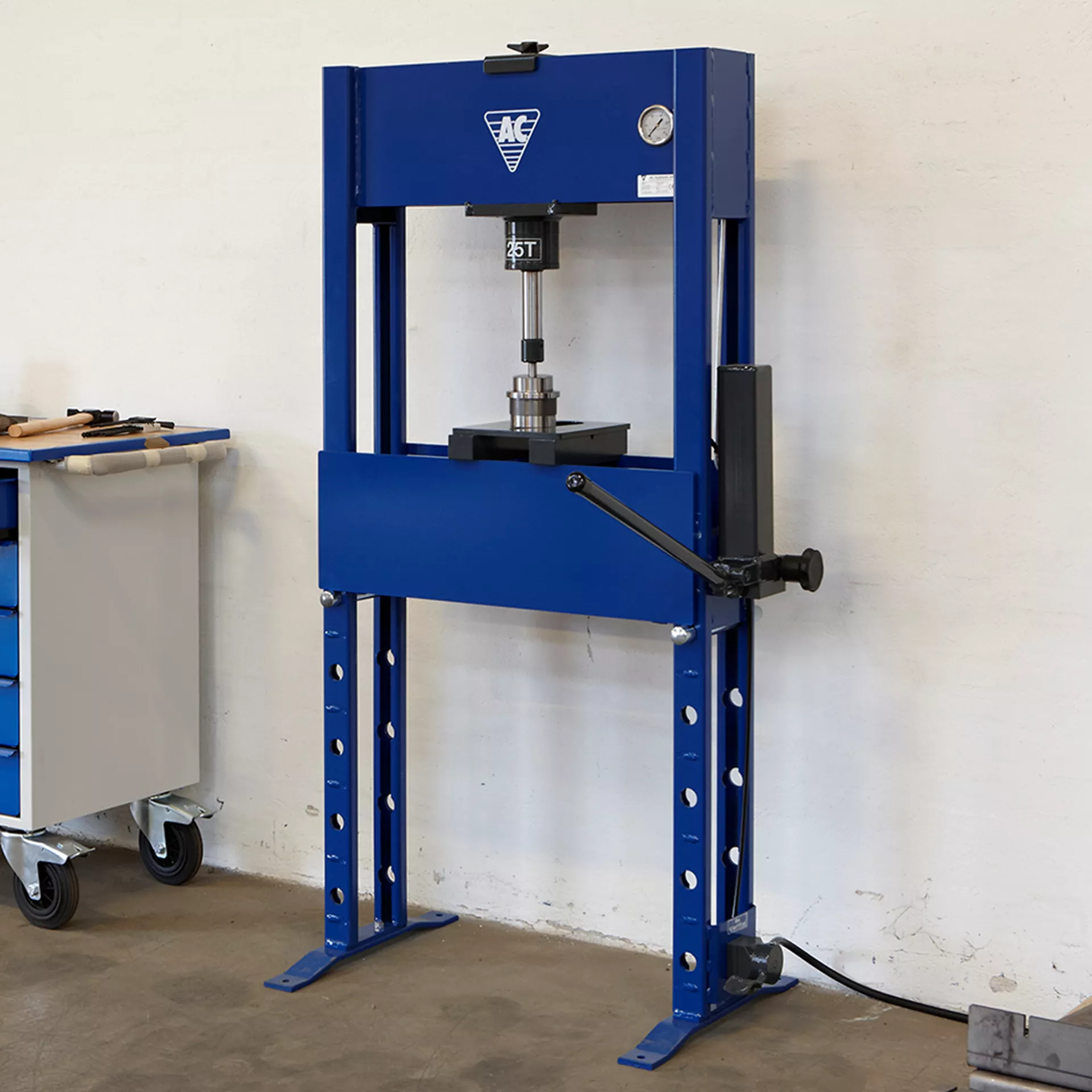 Hydraulic Press PJ16H Workshop