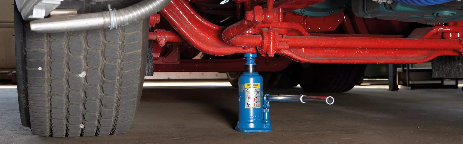 Bottle Jack AH25 240 Banner