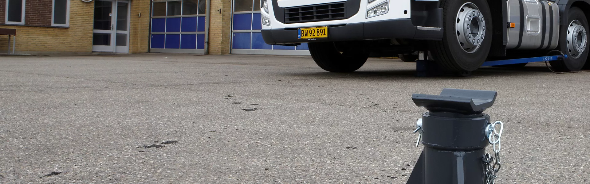 Axle Stand AB16 440 Banner