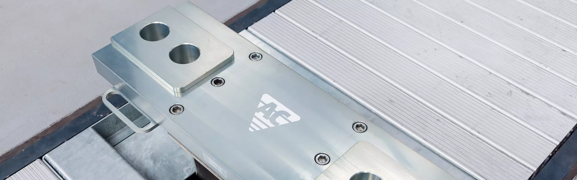 Heavy Duty Inground Lift Banner