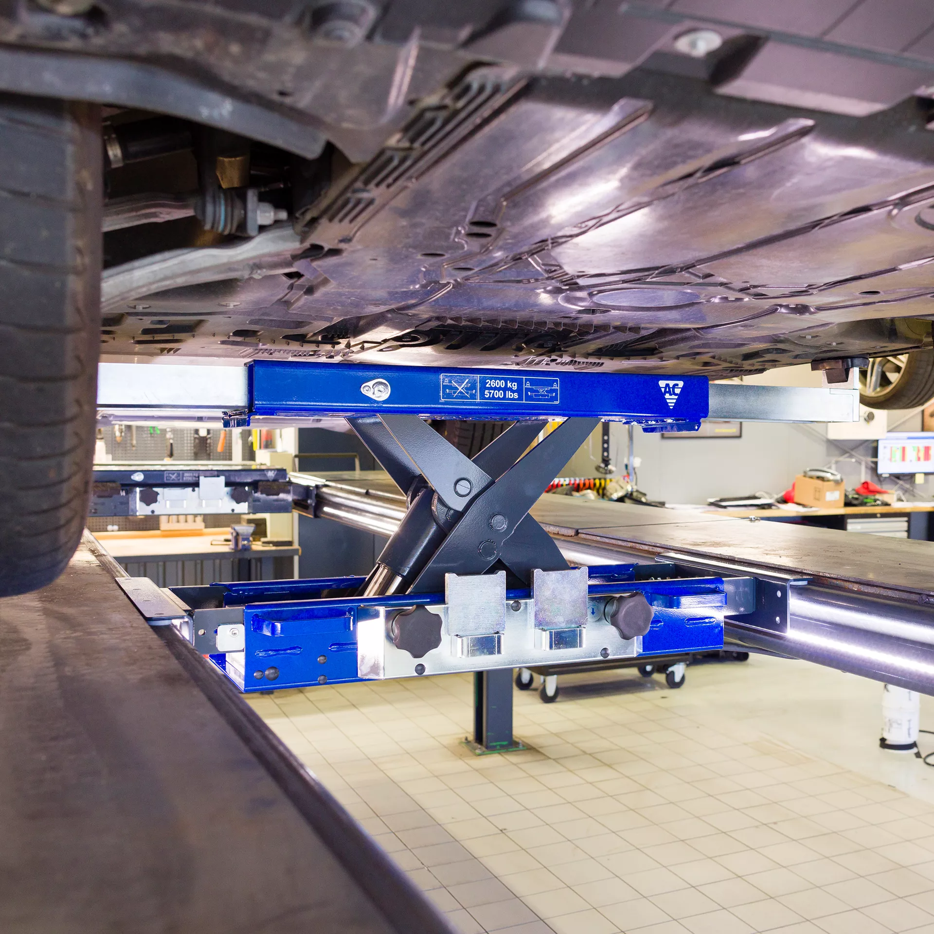 Wide Jacking Beam SD26L W Workshop