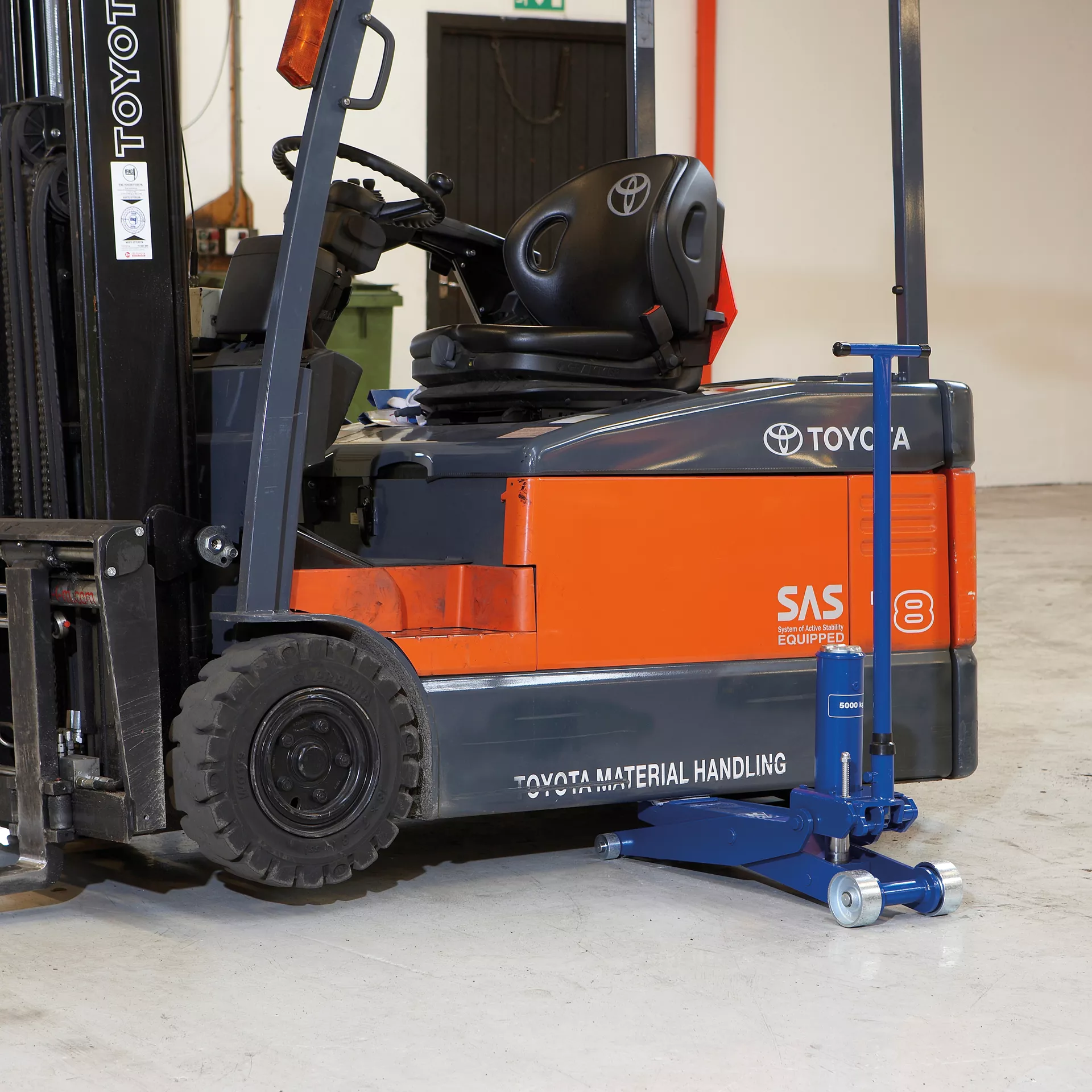 Hydraulic Jack FJ40 Workshop