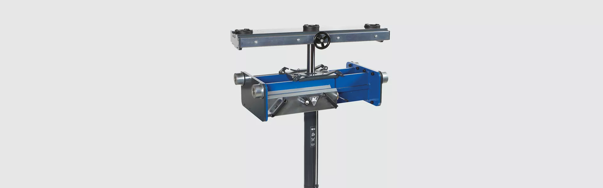 Accessory Cross Beam Adapter T6 1W Banner
